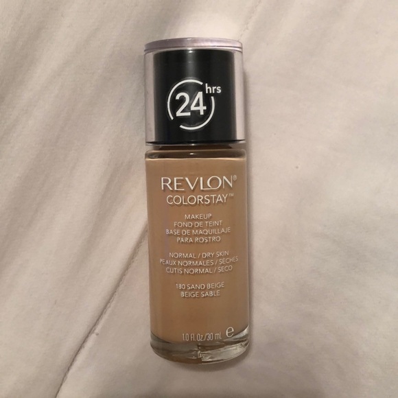 Revlon Other - Revlon Colorstay 24 hrs Foundation